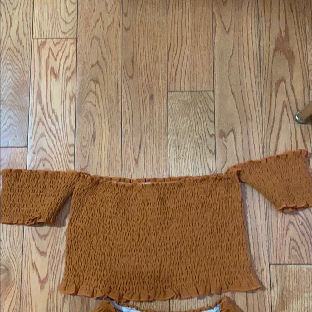 Reverse two piece set - Picture 3 of 6